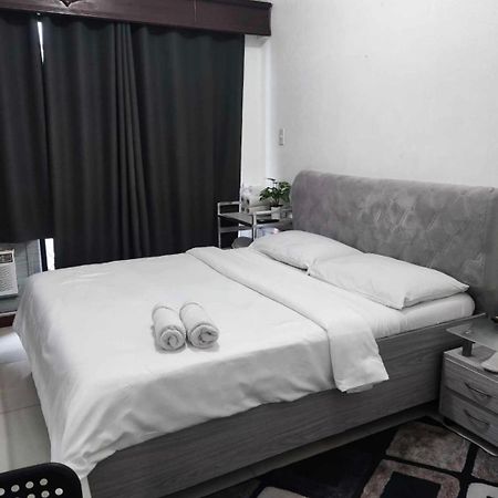Citadel Inn Makati City Zewnętrze zdjęcie