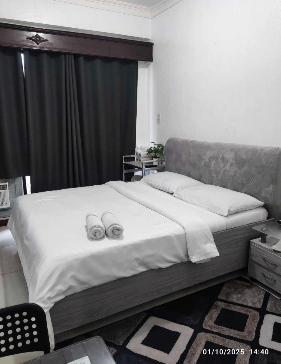 Citadel Inn Makati City Zewnętrze zdjęcie