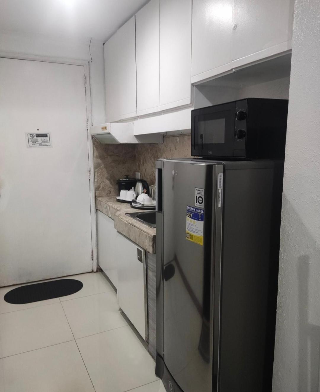 Citadel Inn Makati City Zewnętrze zdjęcie